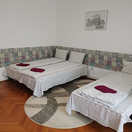 Try The Central Feeling Timisoara Luaran gambar